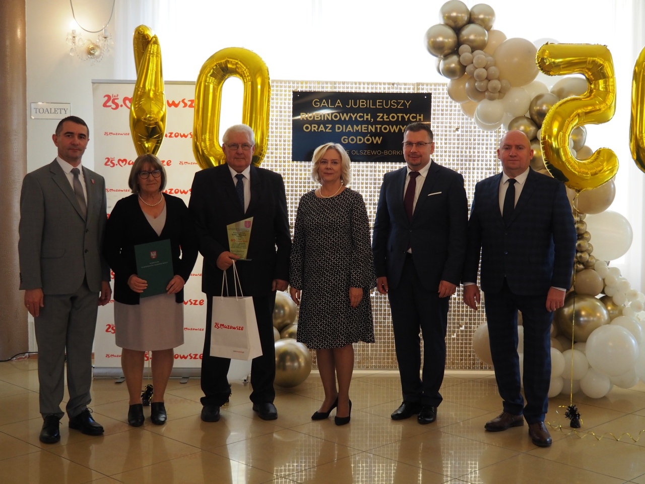 Jubileusz rubinowych, złotych i diamentowych godów w Olszewie-Borkach [29.10.2024] - zdjęcie #43 - eOstroleka.pl