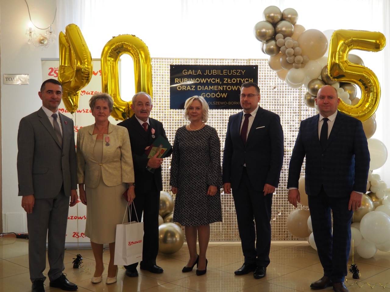 Jubileusz rubinowych, złotych i diamentowych godów w Olszewie-Borkach [29.10.2024] - zdjęcie #42 - eOstroleka.pl