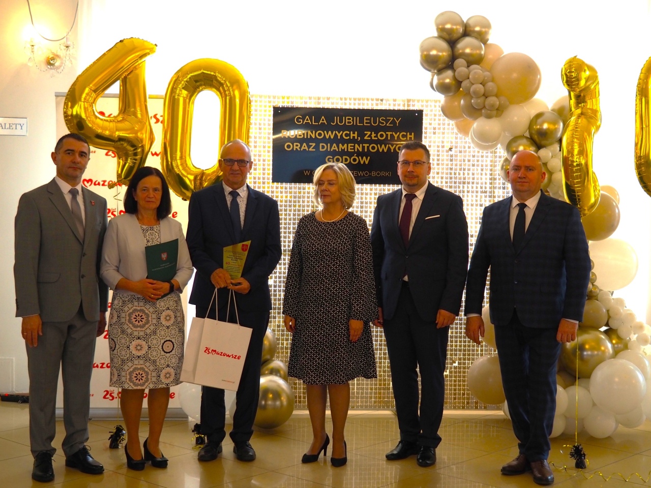 Jubileusz rubinowych, złotych i diamentowych godów w Olszewie-Borkach [29.10.2024] - zdjęcie #32 - eOstroleka.pl