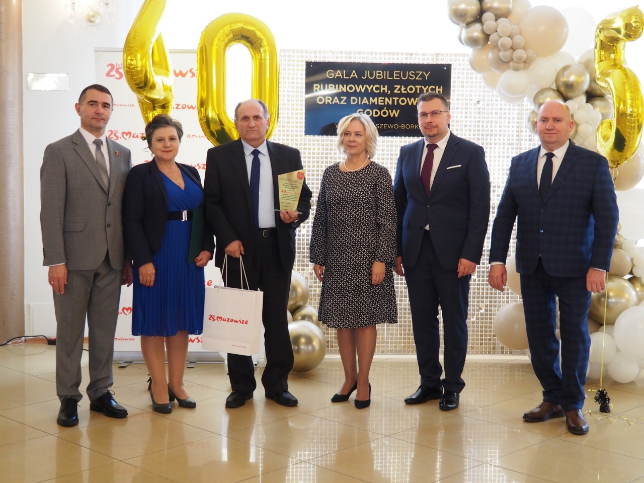 Jubileusz rubinowych, złotych i diamentowych godów w Olszewie-Borkach [29.10.2024] - zdjęcie #25 - eOstroleka.pl