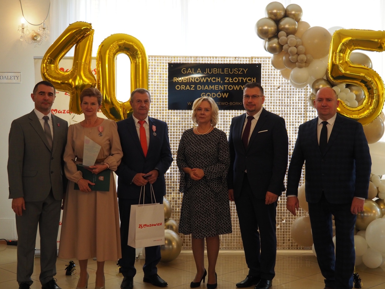 Jubileusz rubinowych, złotych i diamentowych godów w Olszewie-Borkach [29.10.2024] - zdjęcie #19 - eOstroleka.pl