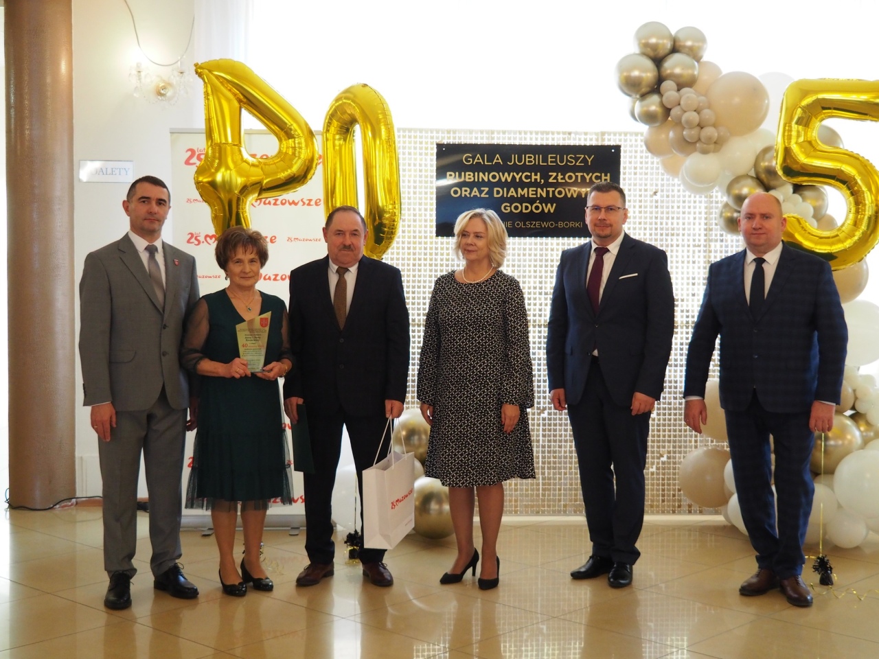 Jubileusz rubinowych, złotych i diamentowych godów w Olszewie-Borkach [29.10.2024] - zdjęcie #16 - eOstroleka.pl