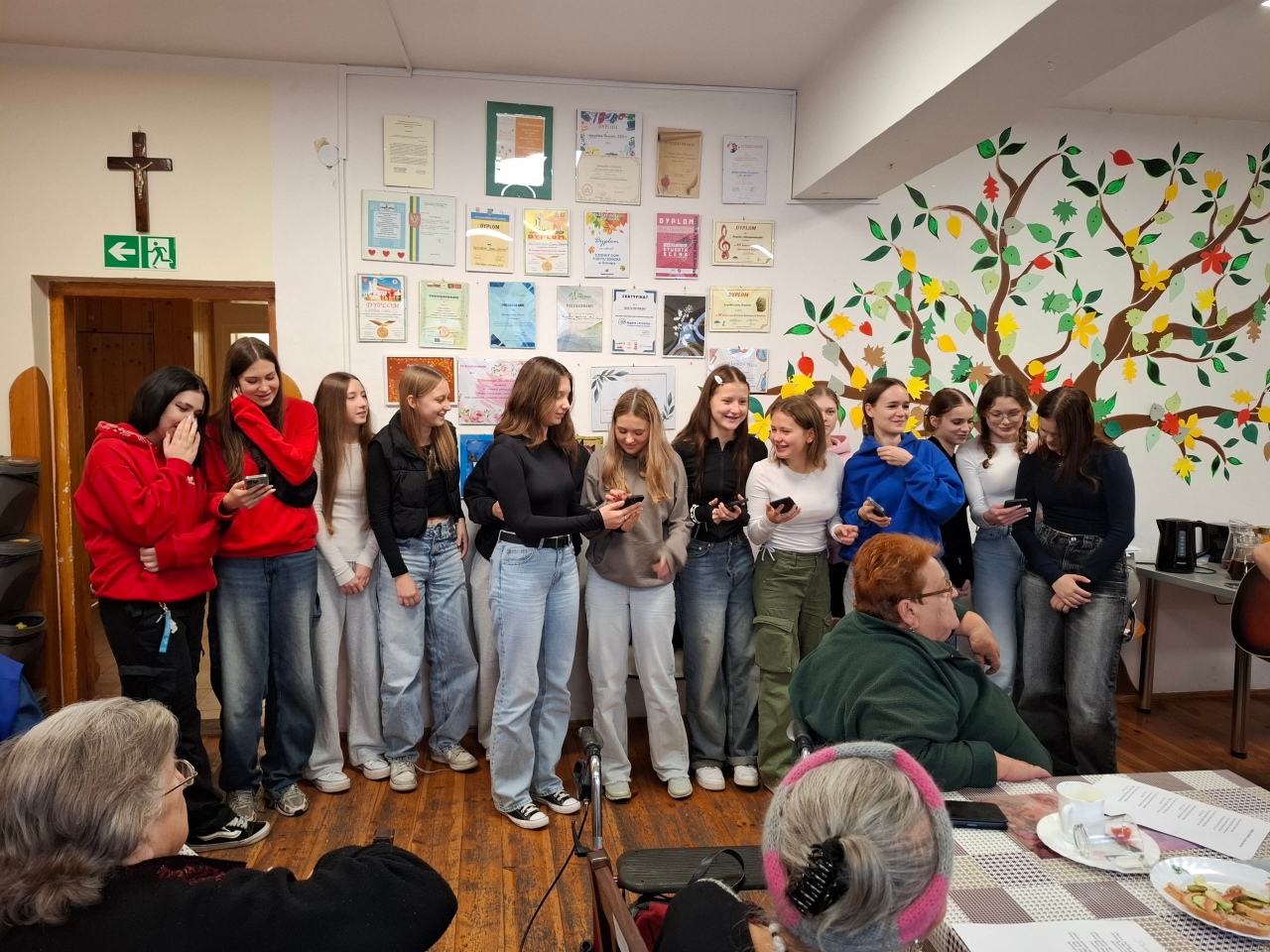 Projekt Generacje w III LO [29.10.2024] - zdjęcie #3 - eOstroleka.pl