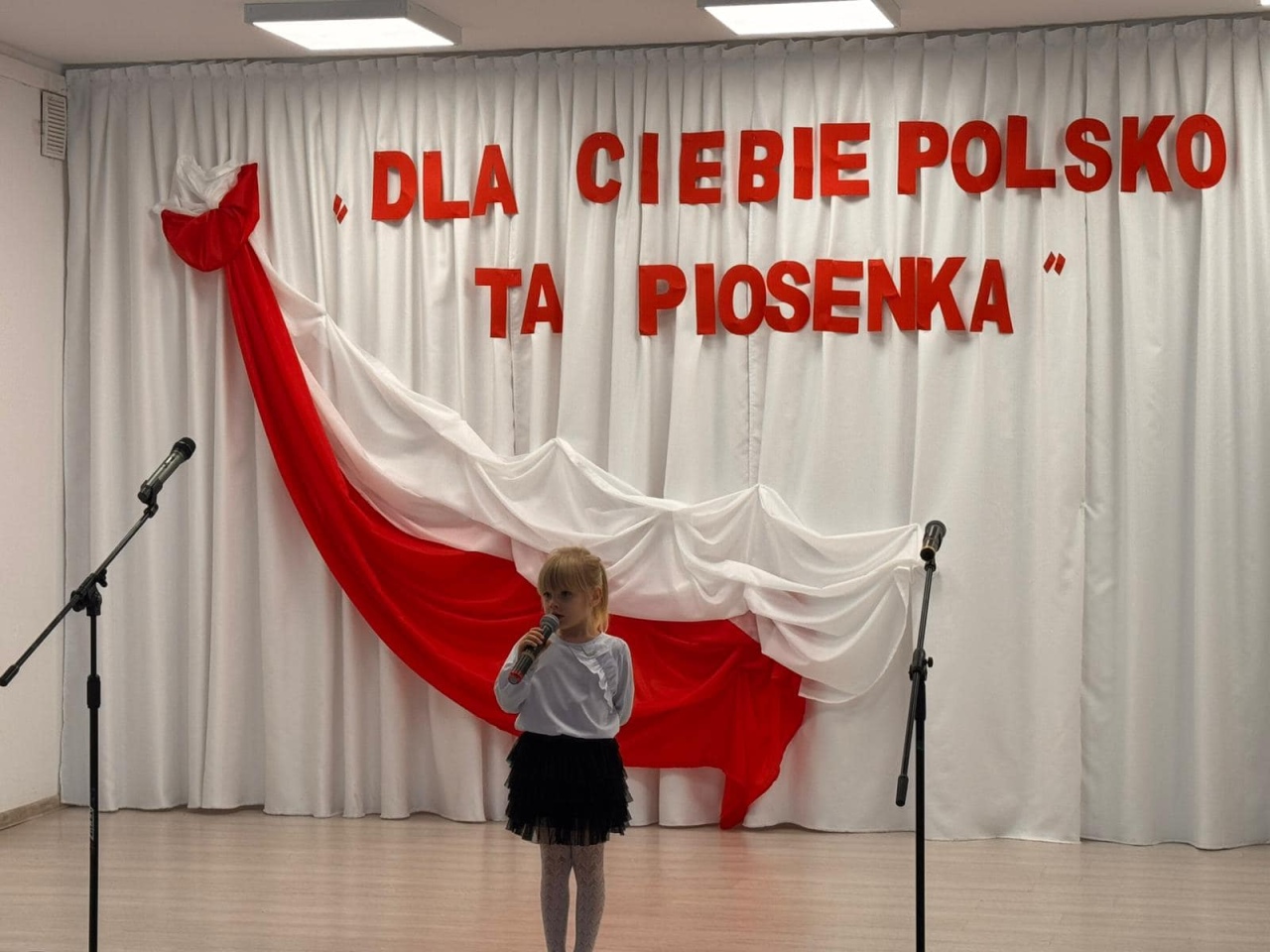 XVI Przegląd Pieśni Patriotycznej w Wojskowej w Baranowie [28.10.2024] - zdjęcie #61 - eOstroleka.pl