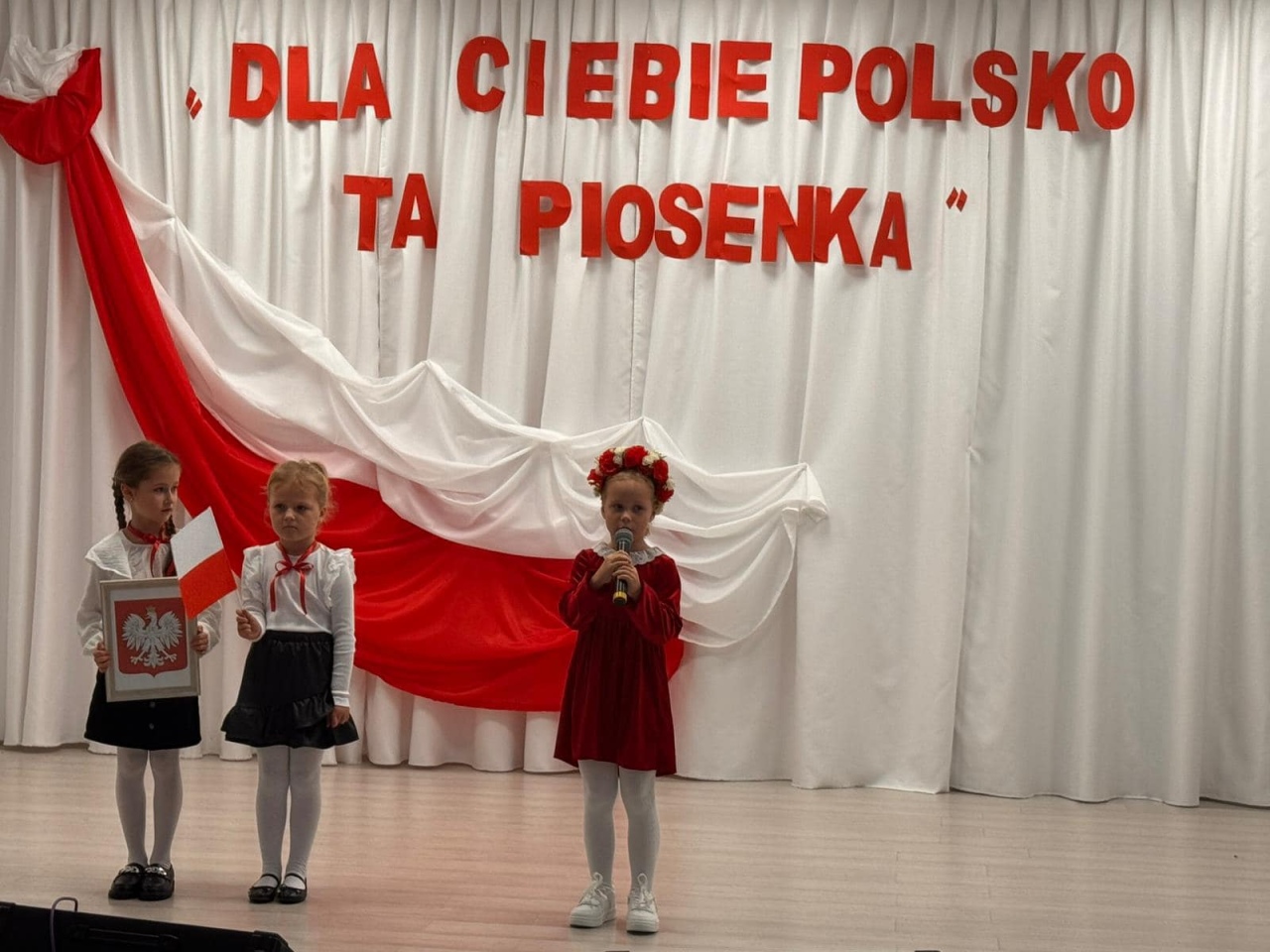 XVI Przegląd Pieśni Patriotycznej w Wojskowej w Baranowie [28.10.2024] - zdjęcie #56 - eOstroleka.pl