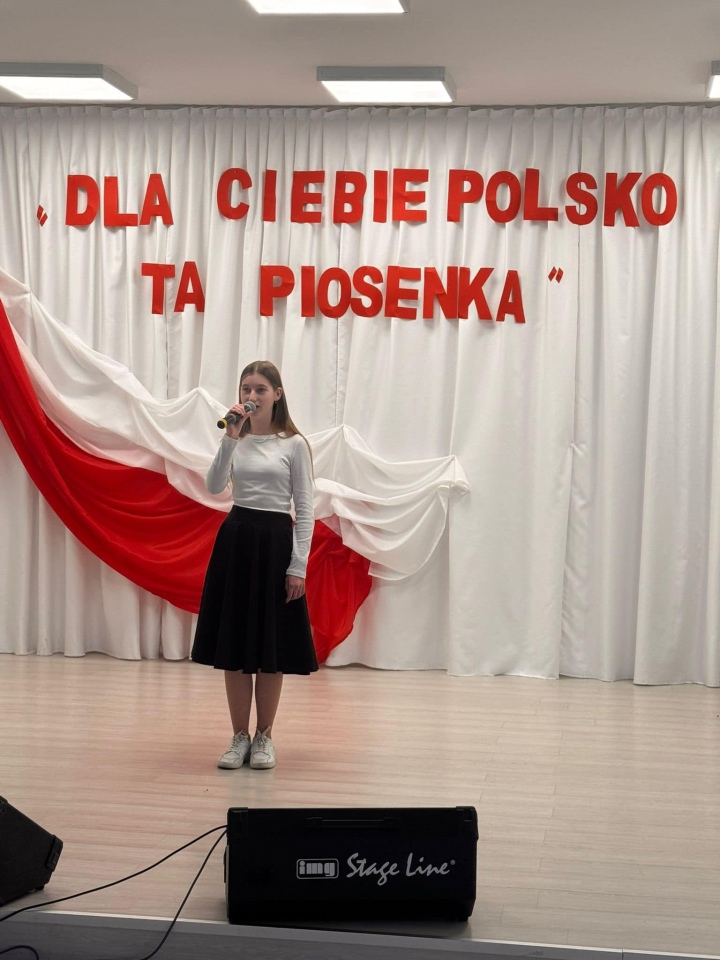 XVI Przegląd Pieśni Patriotycznej w Wojskowej w Baranowie [28.10.2024] - zdjęcie #53 - eOstroleka.pl