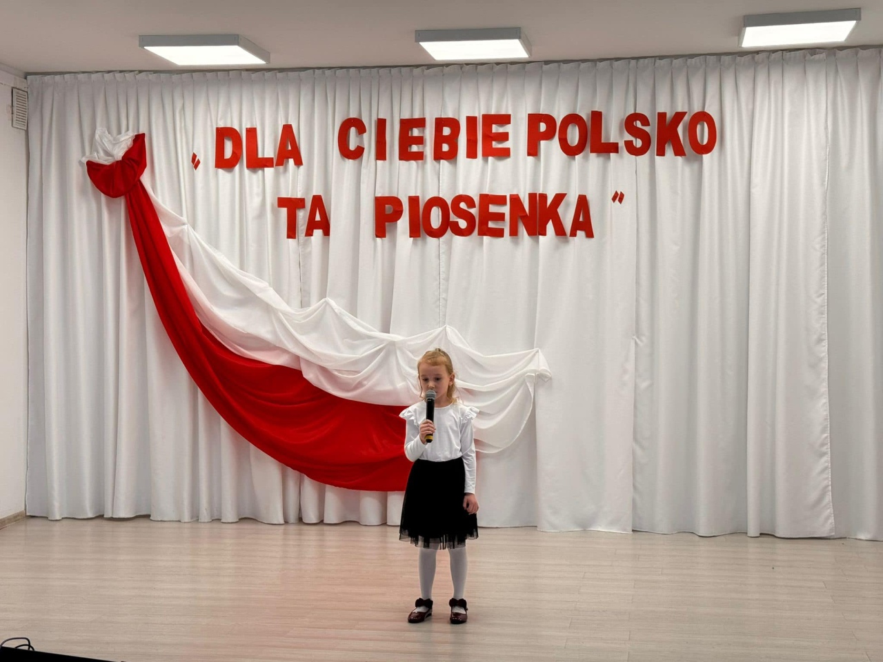 XVI Przegląd Pieśni Patriotycznej w Wojskowej w Baranowie [28.10.2024] - zdjęcie #27 - eOstroleka.pl