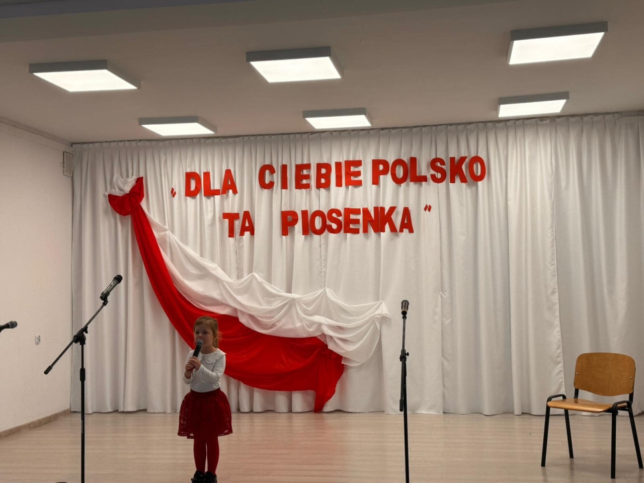 XVI Przegląd Pieśni Patriotycznej w Wojskowej w Baranowie [28.10.2024] - zdjęcie #23 - eOstroleka.pl