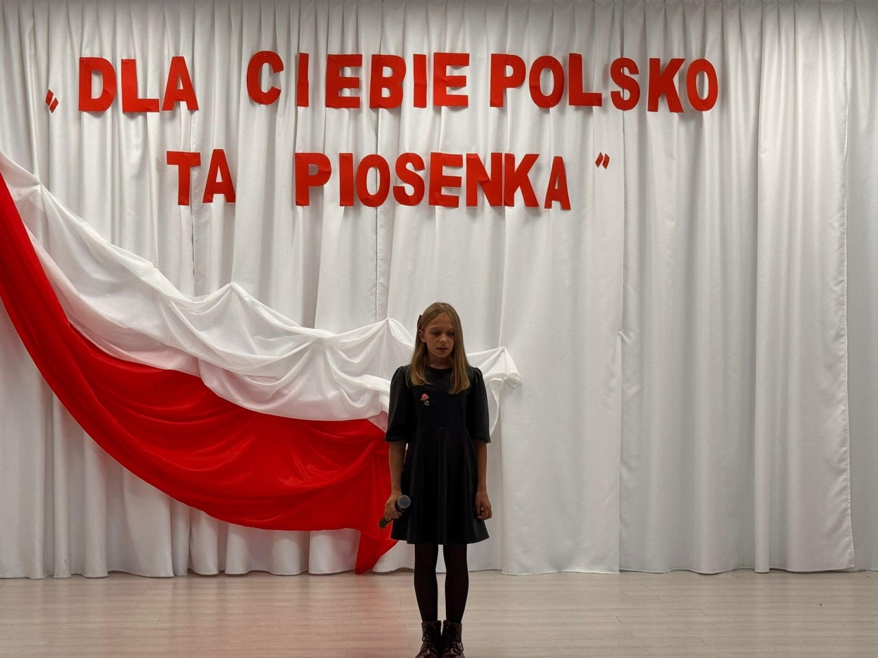 XVI Przegląd Pieśni Patriotycznej w Wojskowej w Baranowie [28.10.2024] - zdjęcie #13 - eOstroleka.pl
