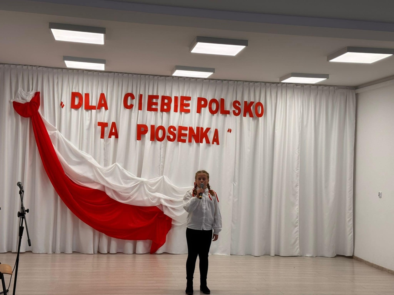 XVI Przegląd Pieśni Patriotycznej w Wojskowej w Baranowie [28.10.2024] - zdjęcie #12 - eOstroleka.pl