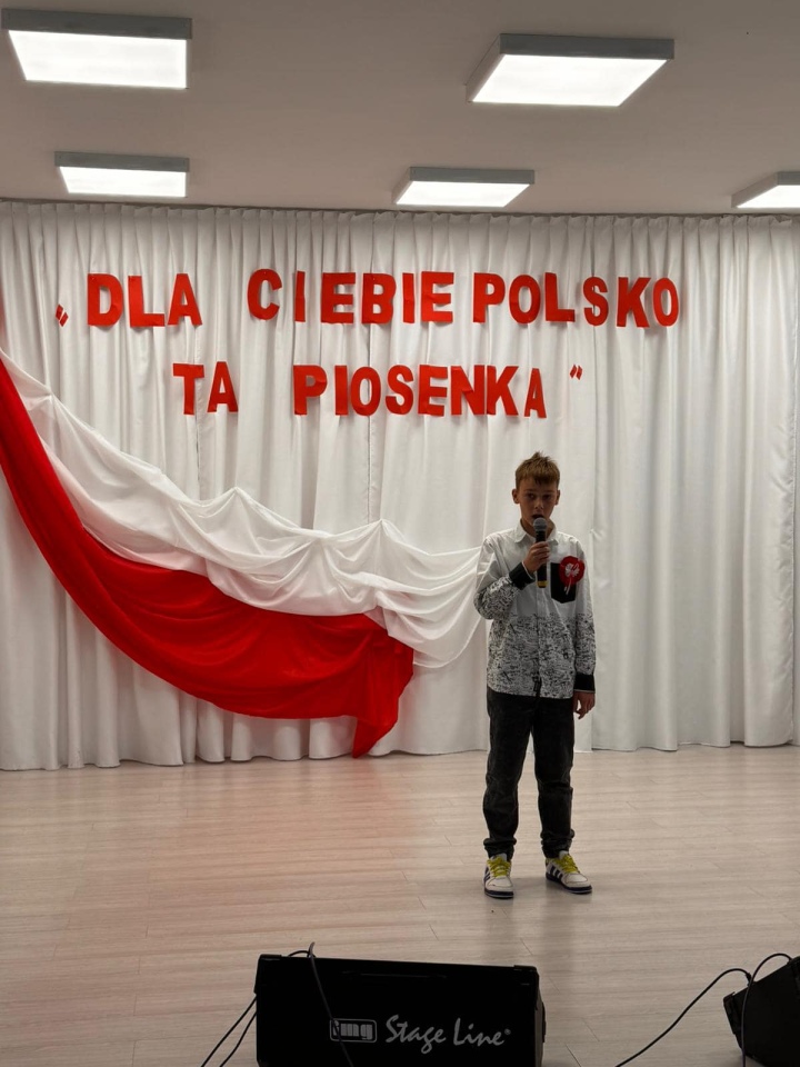 XVI Przegląd Pieśni Patriotycznej w Wojskowej w Baranowie [28.10.2024] - zdjęcie #8 - eOstroleka.pl