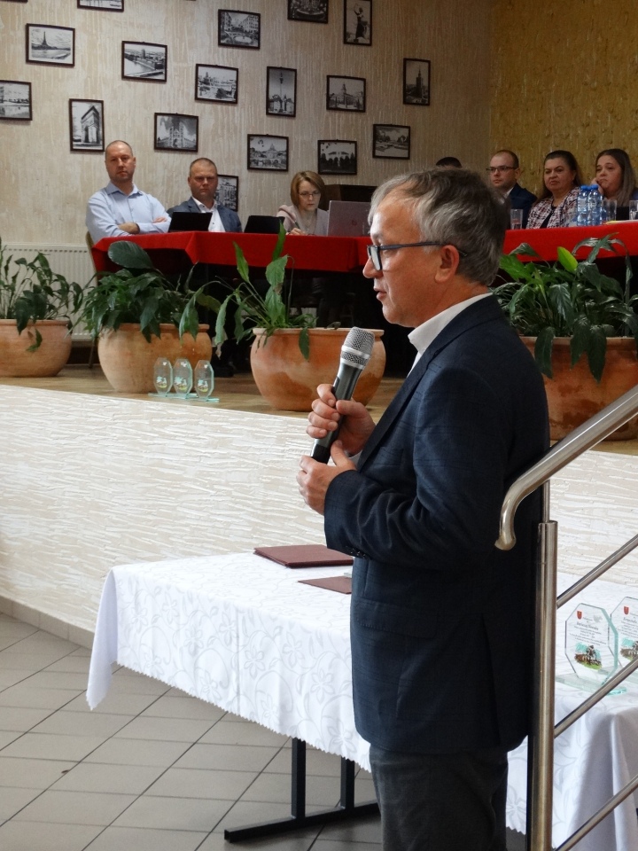 VIII sesja Rady Gminy w Czerwinie - pożegnaine sołtysów [31.10.2024] - zdjęcie #32 - eOstroleka.pl