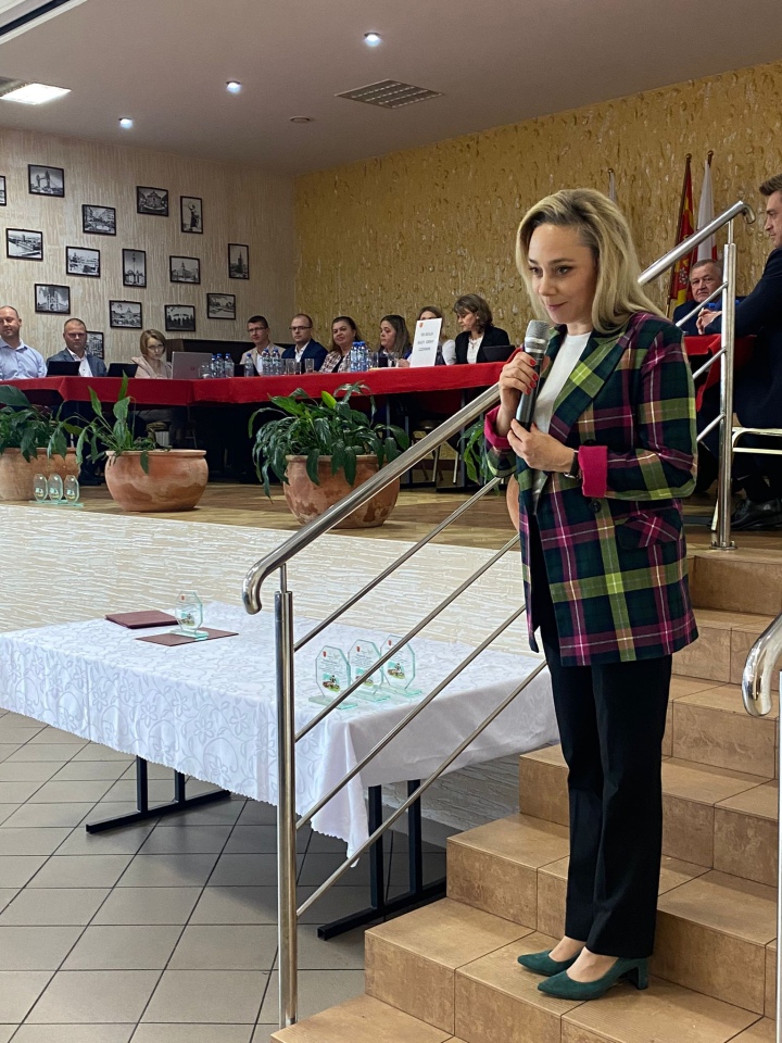 VIII sesja Rady Gminy w Czerwinie - pożegnaine sołtysów [31.10.2024] - zdjęcie #14 - eOstroleka.pl