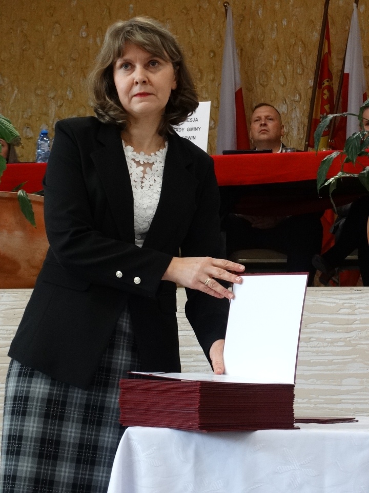 VIII sesja Rady Gminy w Czerwinie - pożegnaine sołtysów [31.10.2024] - zdjęcie #8 - eOstroleka.pl