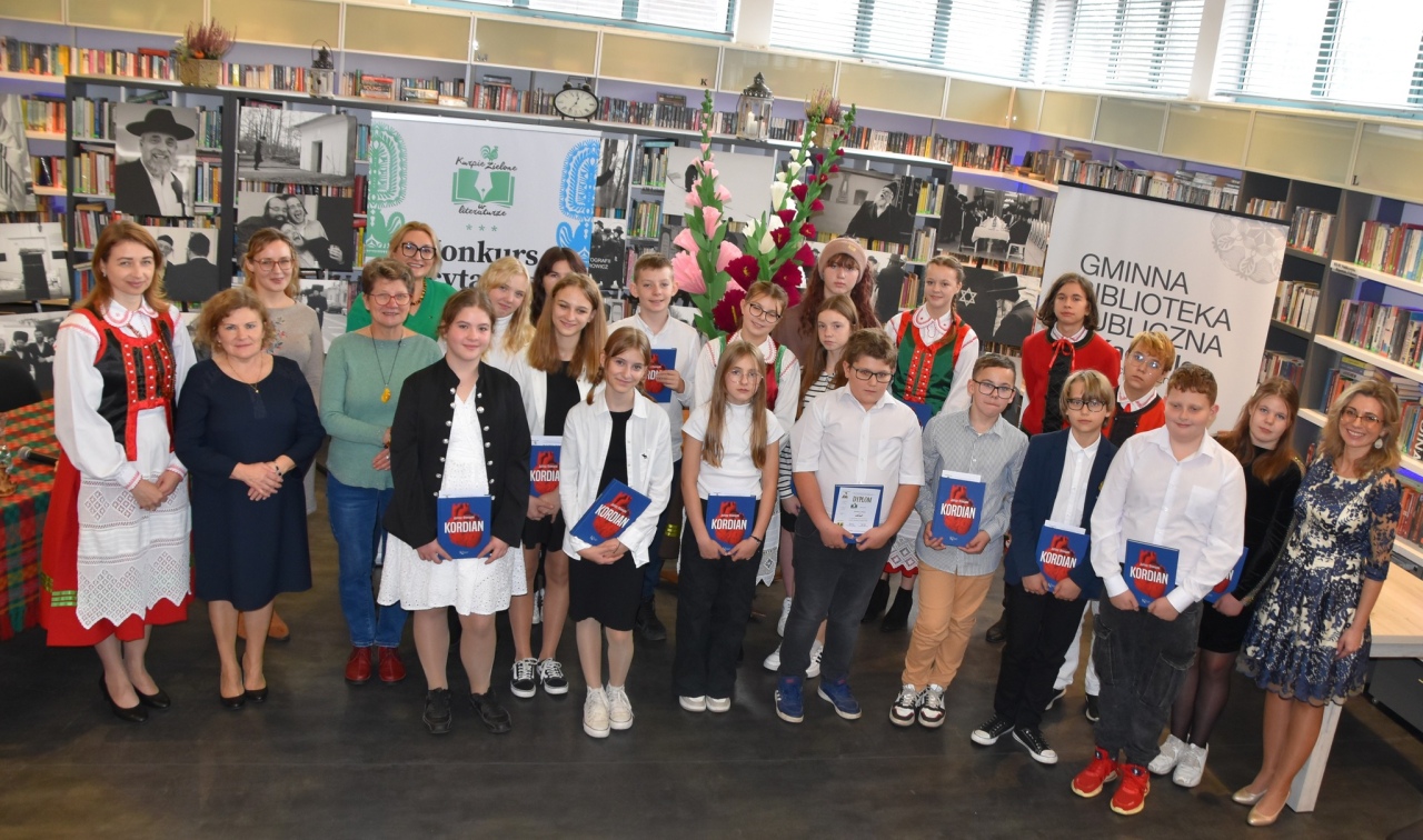 Eliminacje gminne konkursu recytatorskiego Kurpie Zielone w Literaturze w Kadzidle [29.10.2024] - zdjęcie #38 - eOstroleka.pl