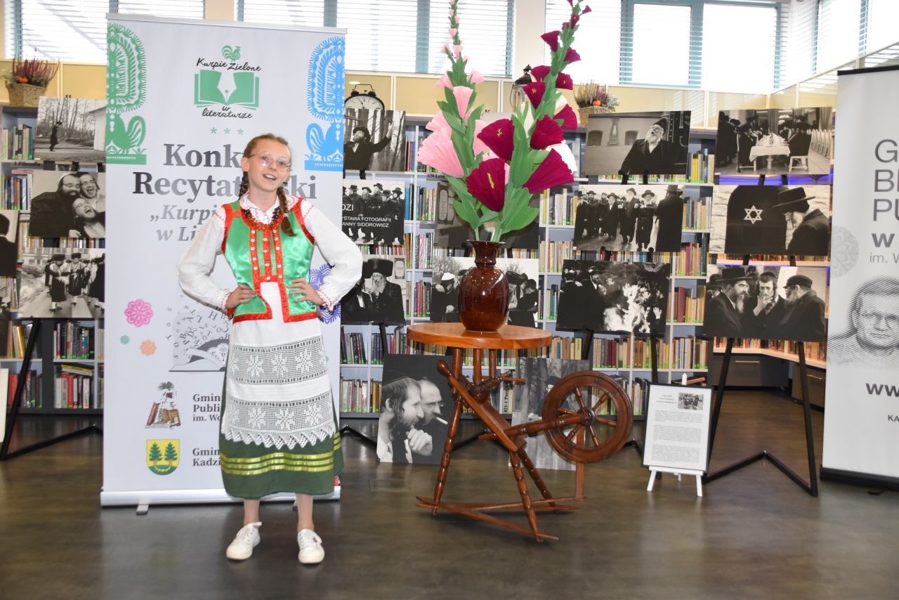 Eliminacje gminne konkursu recytatorskiego Kurpie Zielone w Literaturze w Kadzidle [29.10.2024] - zdjęcie #20 - eOstroleka.pl