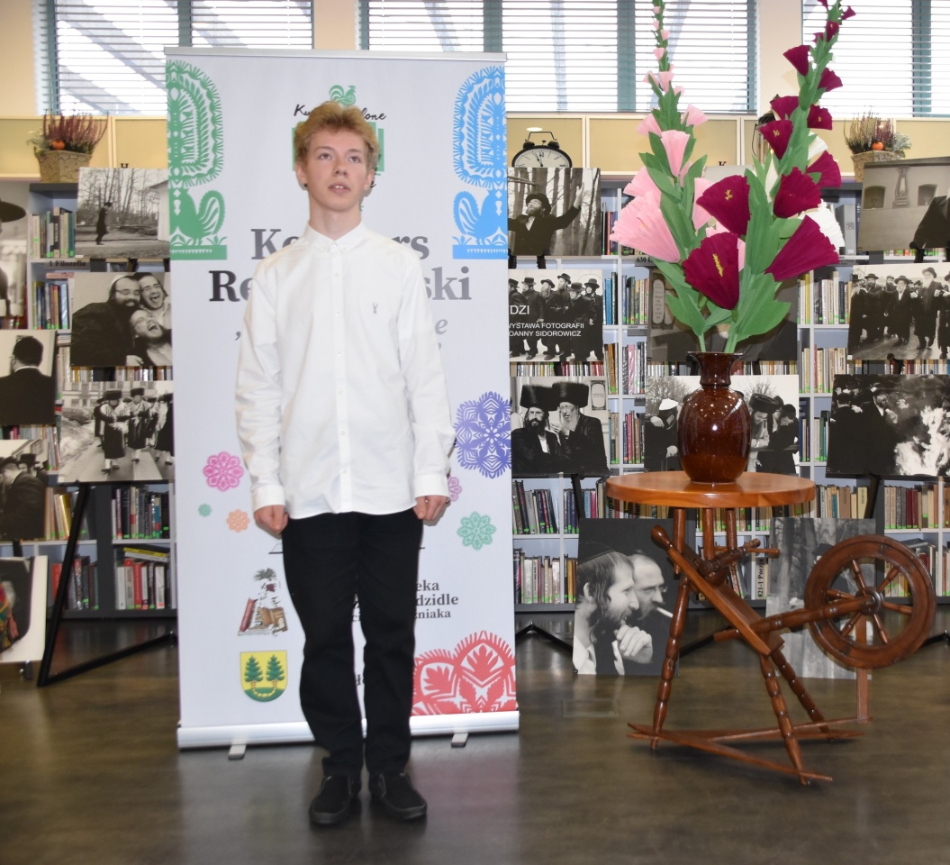 Eliminacje gminne konkursu recytatorskiego Kurpie Zielone w Literaturze w Kadzidle [29.10.2024] - zdjęcie #11 - eOstroleka.pl