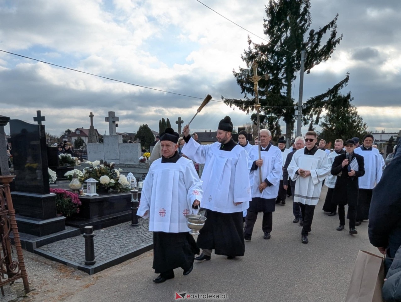 Wszystkich Świętych 2024 [1.11.2024] - zdjęcie #18 - eOstroleka.pl