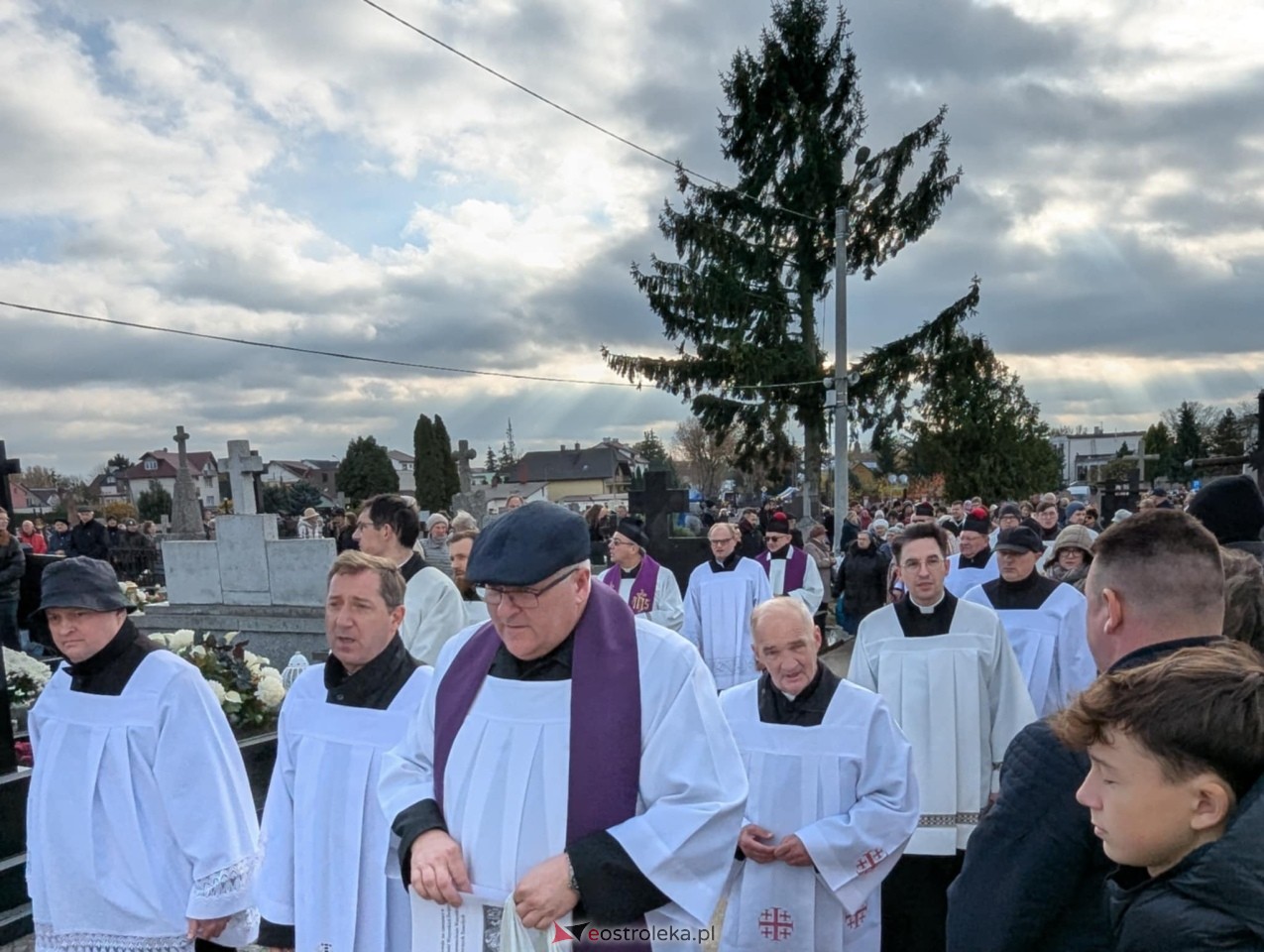Wszystkich Świętych 2024 [1.11.2024] - zdjęcie #14 - eOstroleka.pl