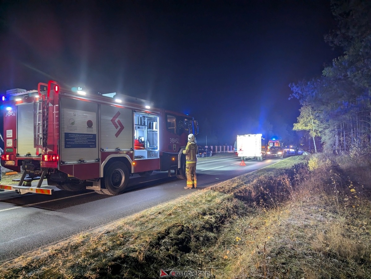 Wypadek w Łęgu Starościńskim [01.11.2024] - zdjęcie #12 - eOstroleka.pl
