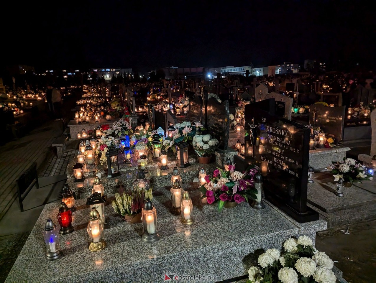 Cmentarz w Przasnyszu [01.11.2024] - zdjęcie #29 - eOstroleka.pl