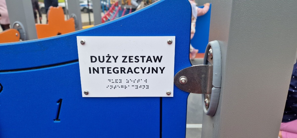 Oficjalny odbiór integracyjnego lacu zabaw w Łysych [31.10.2024] - zdjęcie #49 - eOstroleka.pl