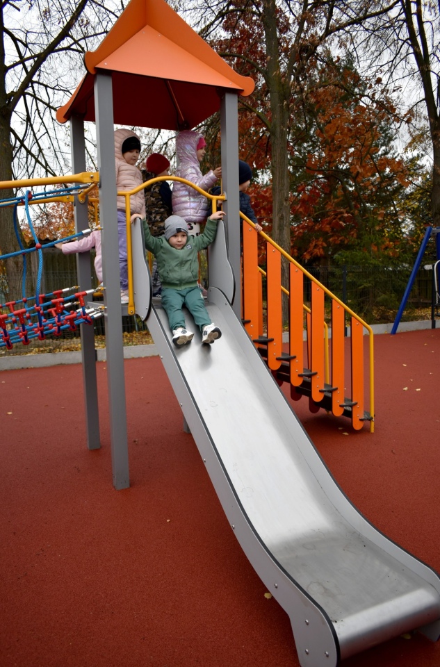 Oficjalny odbiór integracyjnego lacu zabaw w Łysych [31.10.2024] - zdjęcie #26 - eOstroleka.pl