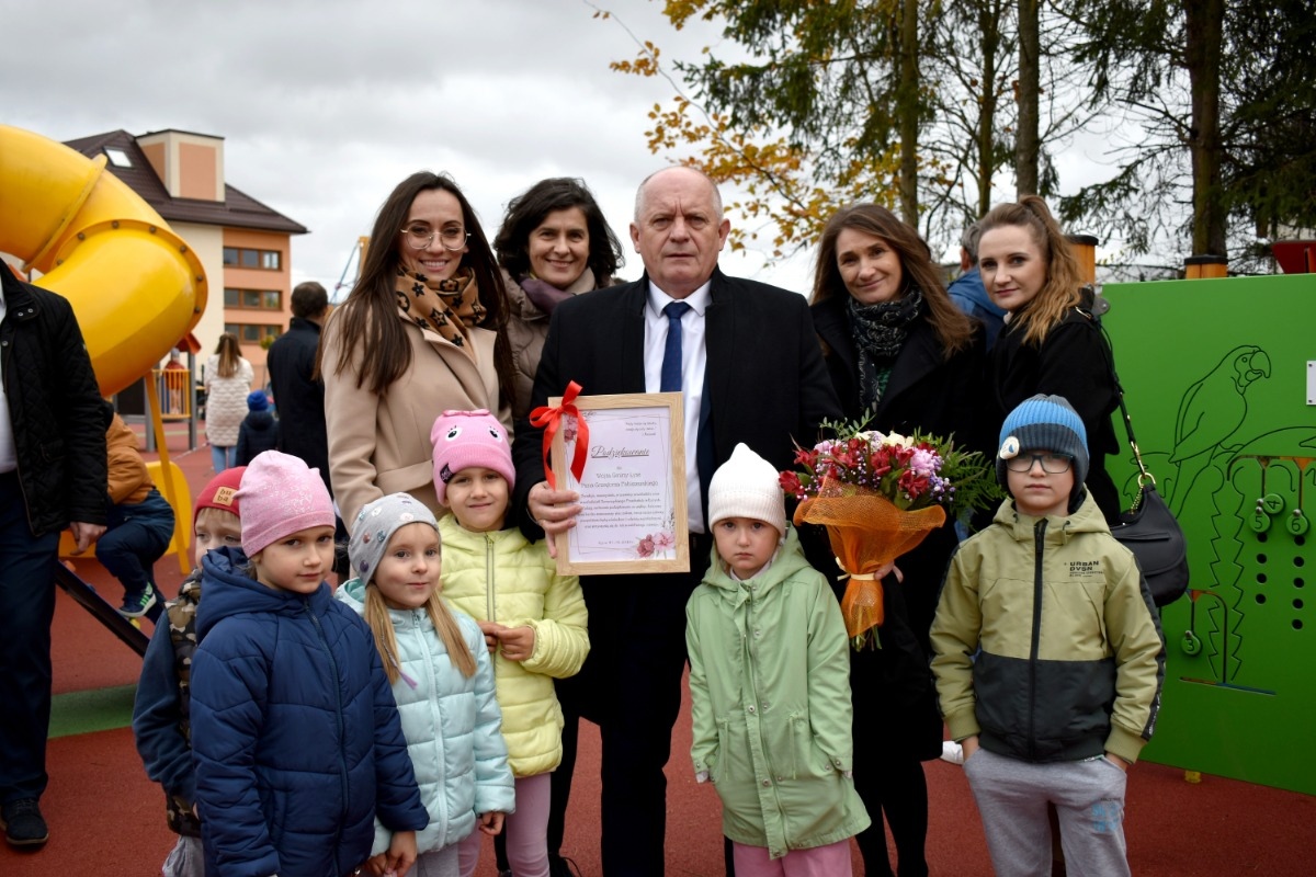 Oficjalny odbiór integracyjnego lacu zabaw w Łysych [31.10.2024] - zdjęcie #14 - eOstroleka.pl