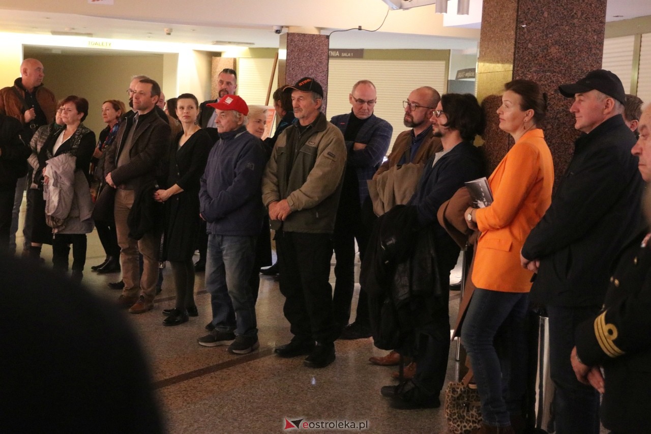 Premiera filmu dokumentalnego połączona z otwarciem wystawy „Ostrołęka na morzach i oceanach [4.11.2024] - zdjęcie #1 - eOstroleka.pl