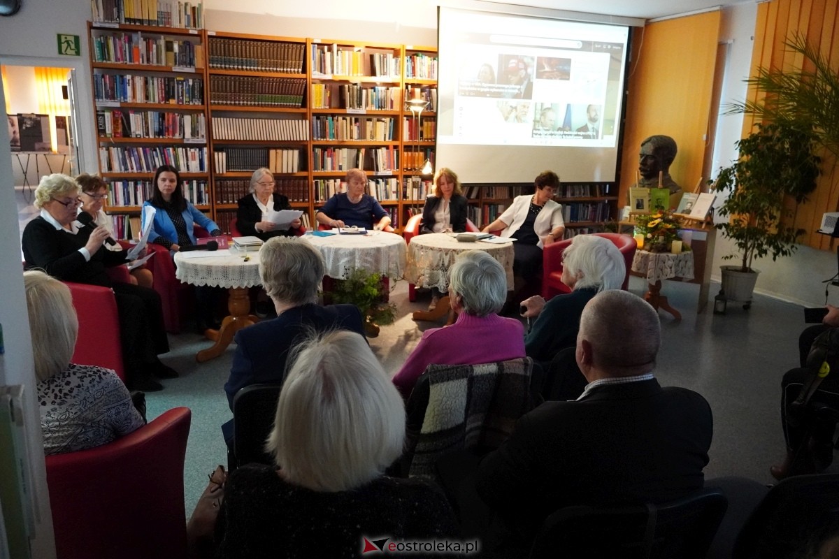 Zaduszki Literackie 2024 - zdjęcie #15 - eOstroleka.pl