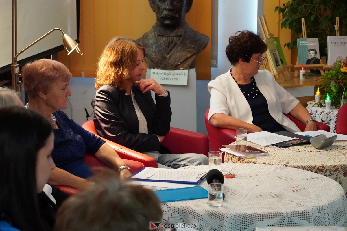 Zaduszki Literackie 2024 - zdjęcie #2 - eOstroleka.pl