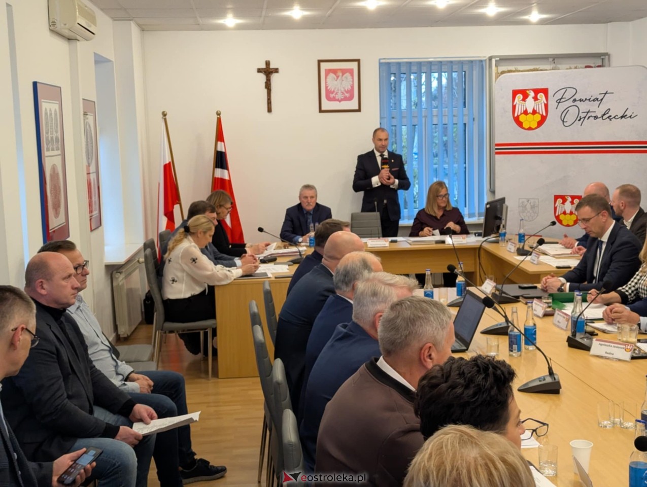 VII sesja Rady Powiatu w Ostrołęce [07.11.2024] - zdjęcie #10 - eOstroleka.pl