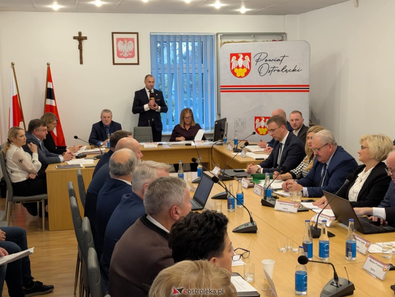 VII sesja Rady Powiatu w Ostrołęce [07.11.2024] - zdjęcie #9 - eOstroleka.pl