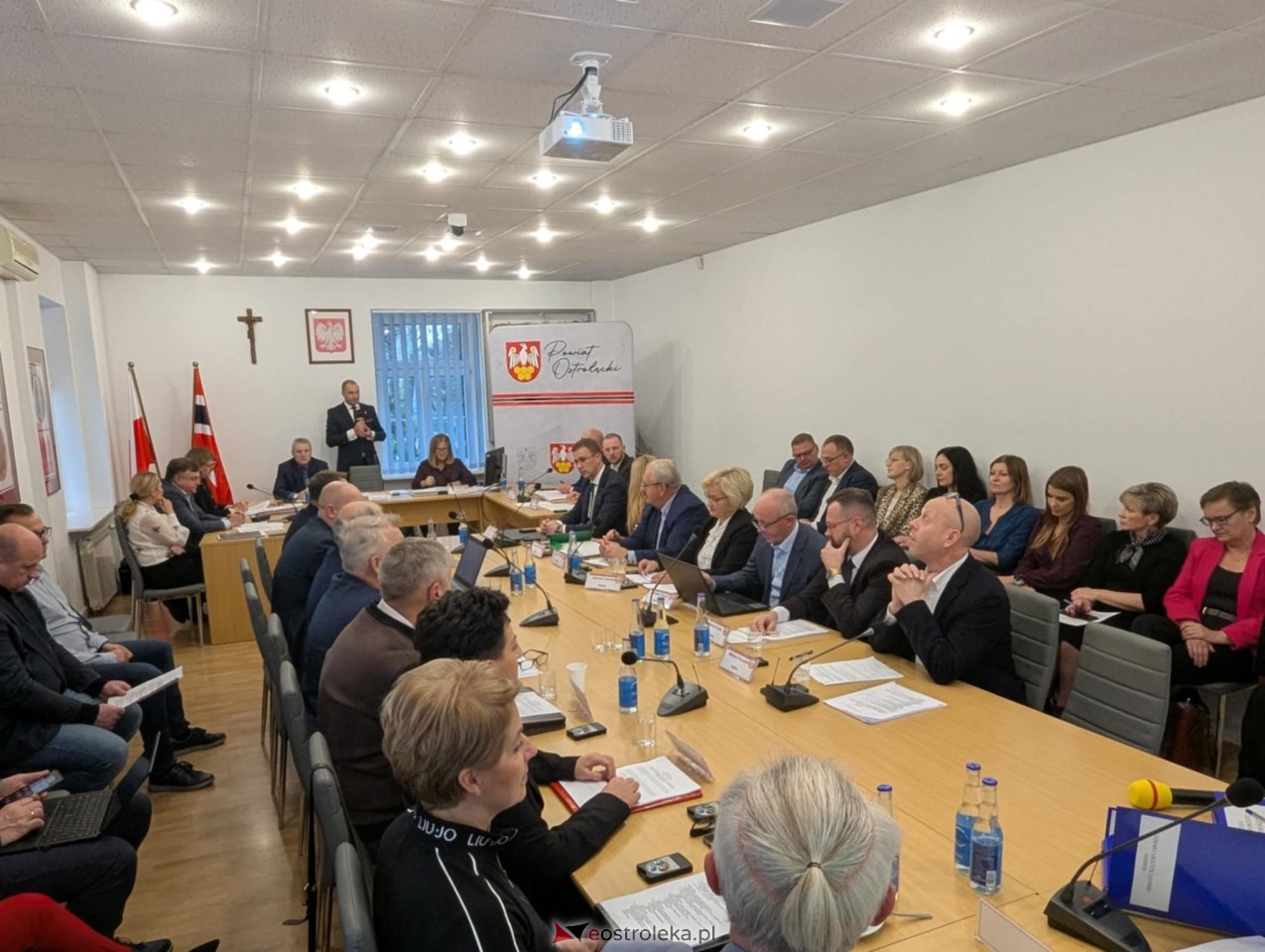 VII sesja Rady Powiatu w Ostrołęce [07.11.2024] - zdjęcie #7 - eOstroleka.pl