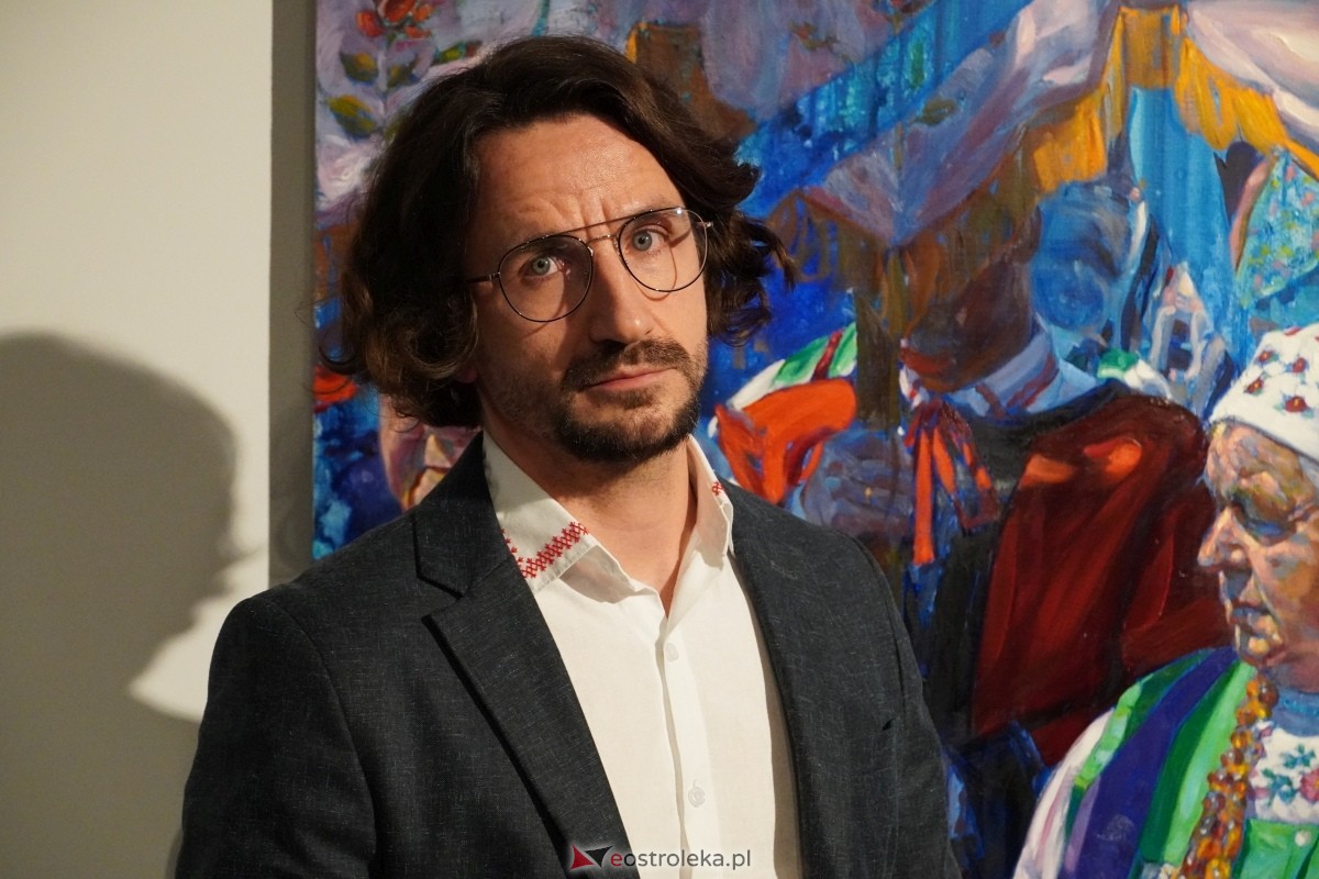Wernisaż prac Radosłąwa Jastrzębskiego w Galerii Ostrołęka [07.11.2024] - zdjęcie #10 - eOstroleka.pl