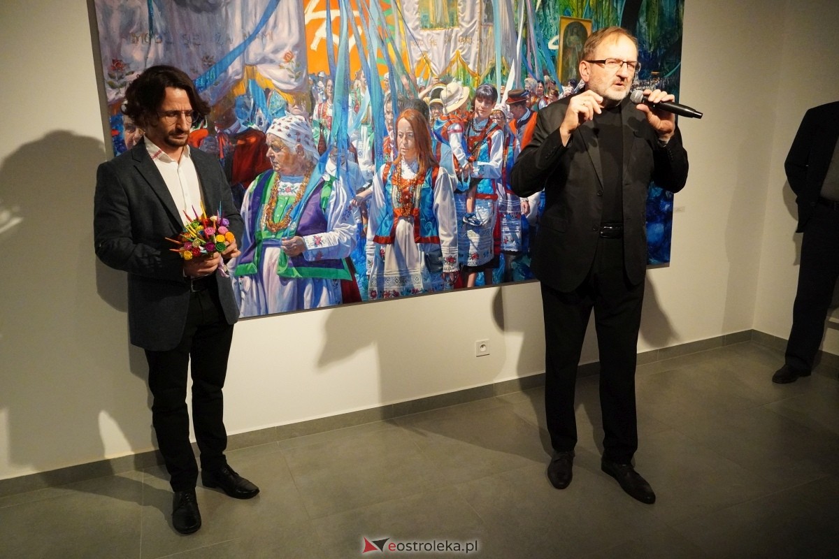 Wernisaż prac Radosłąwa Jastrzębskiego w Galerii Ostrołęka [07.11.2024] - zdjęcie #8 - eOstroleka.pl