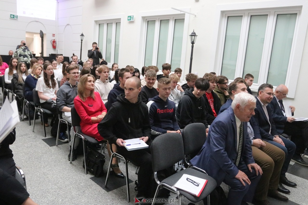 II Konferencja Naukowa Ostrołęka na przestrzeni wieków [8.11.2024] - zdjęcie #15 - eOstroleka.pl