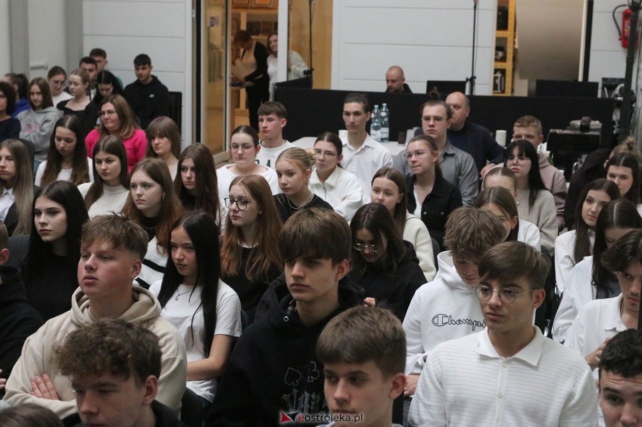 II Konferencja Naukowa Ostrołęka na przestrzeni wieków [8.11.2024] - zdjęcie #8 - eOstroleka.pl