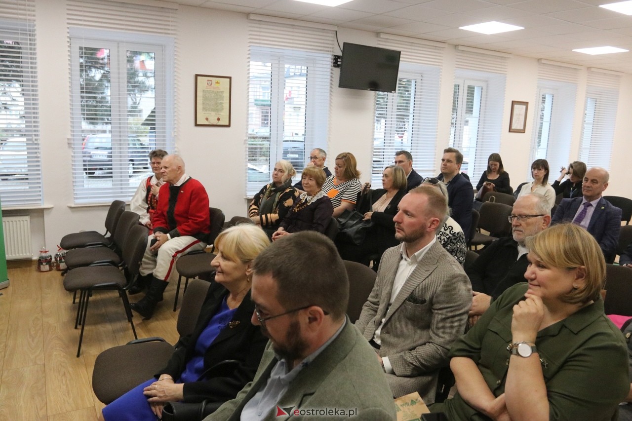 Warsztaty Mówimy po kurpiowsku [8.11.2024] - zdjęcie #32 - eOstroleka.pl