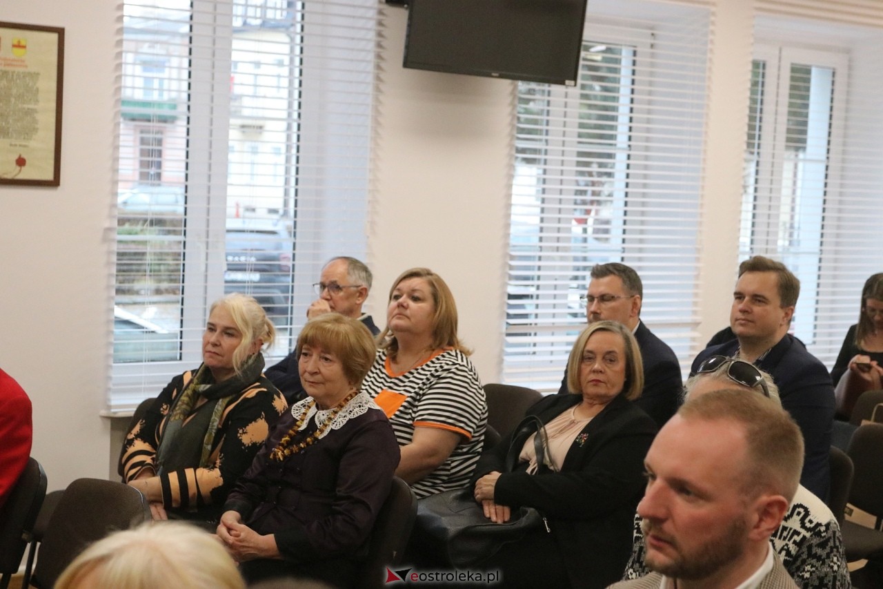 Warsztaty Mówimy po kurpiowsku [8.11.2024] - zdjęcie #29 - eOstroleka.pl