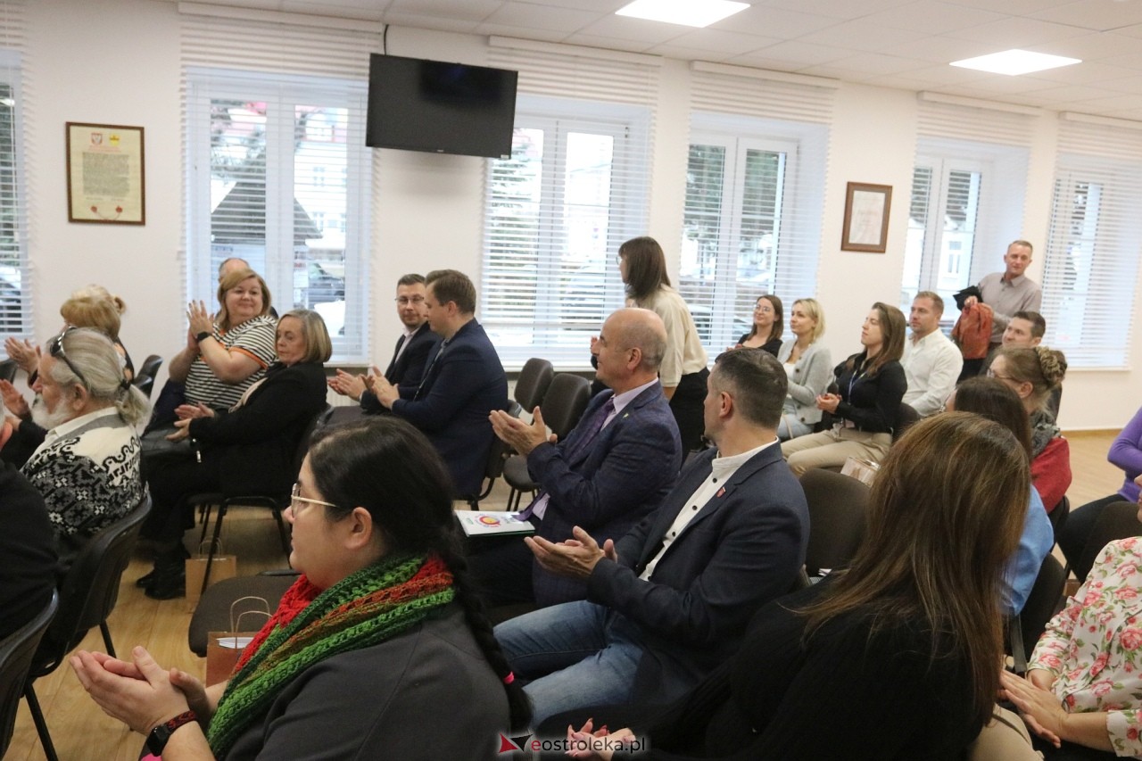 Warsztaty Mówimy po kurpiowsku [8.11.2024] - zdjęcie #19 - eOstroleka.pl