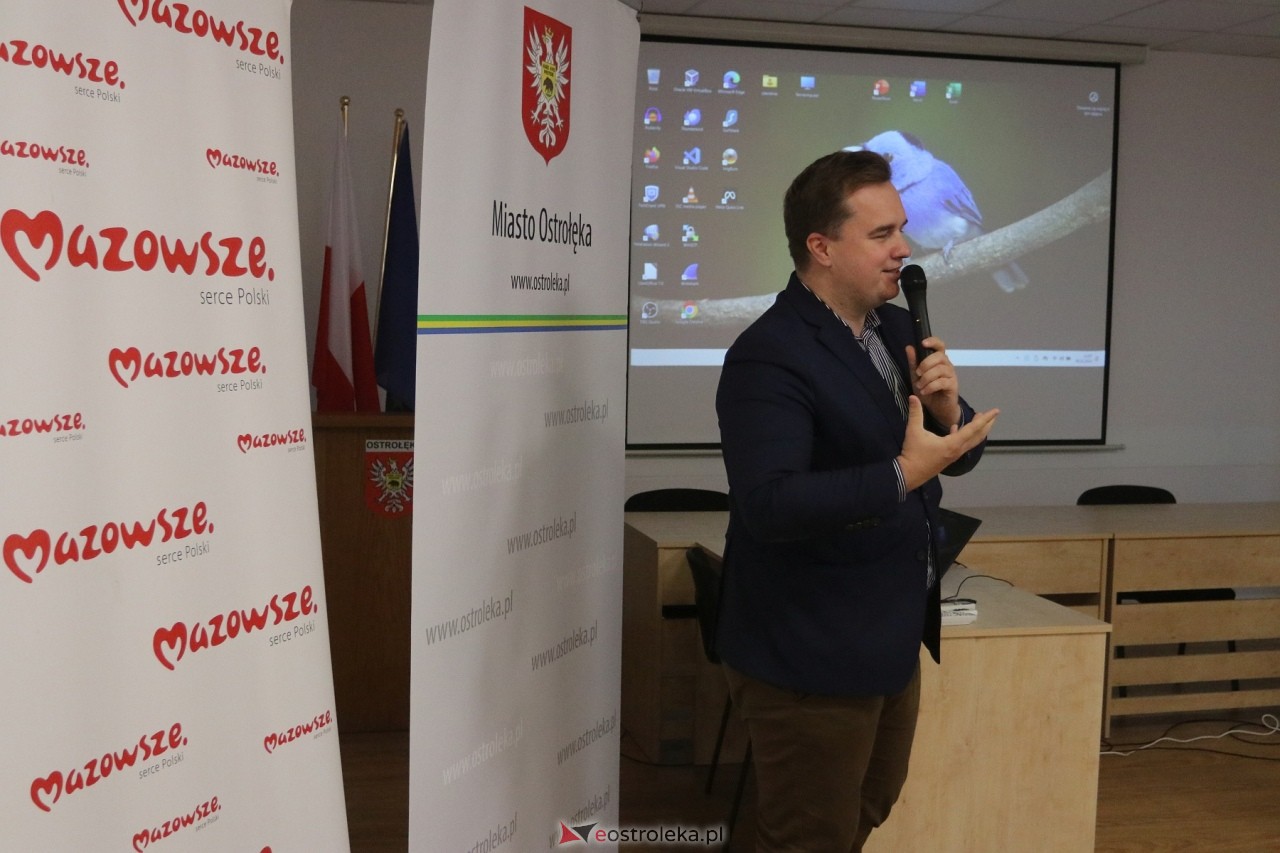 Warsztaty Mówimy po kurpiowsku [8.11.2024] - zdjęcie #15 - eOstroleka.pl