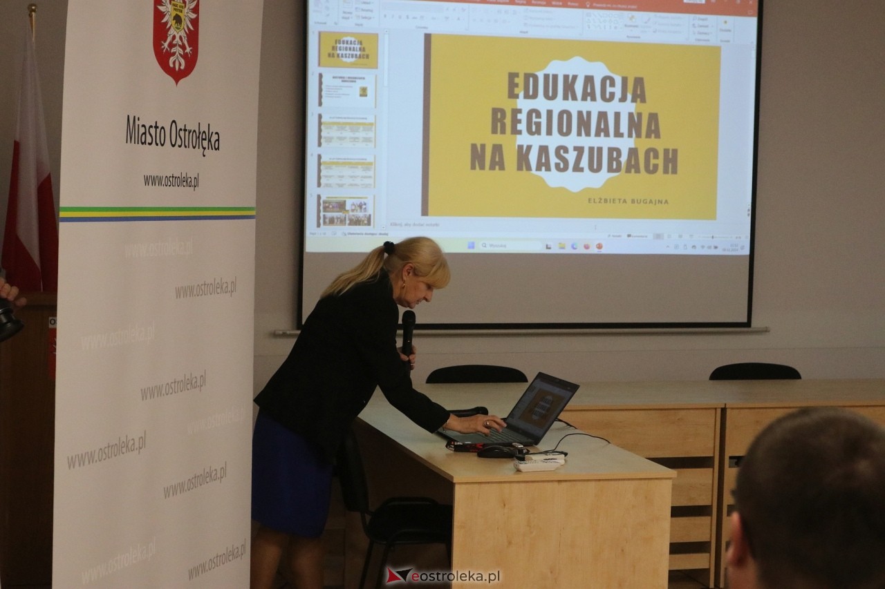 Warsztaty Mówimy po kurpiowsku [8.11.2024] - zdjęcie #3 - eOstroleka.pl