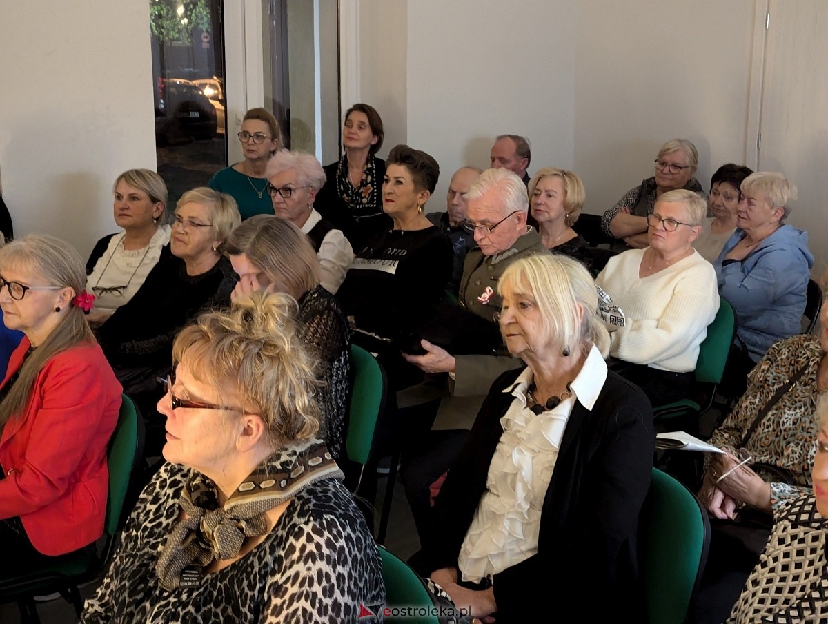 Wojtki w hołdzie bohaterom [08.11.2024] - zdjęcie #23 - eOstroleka.pl