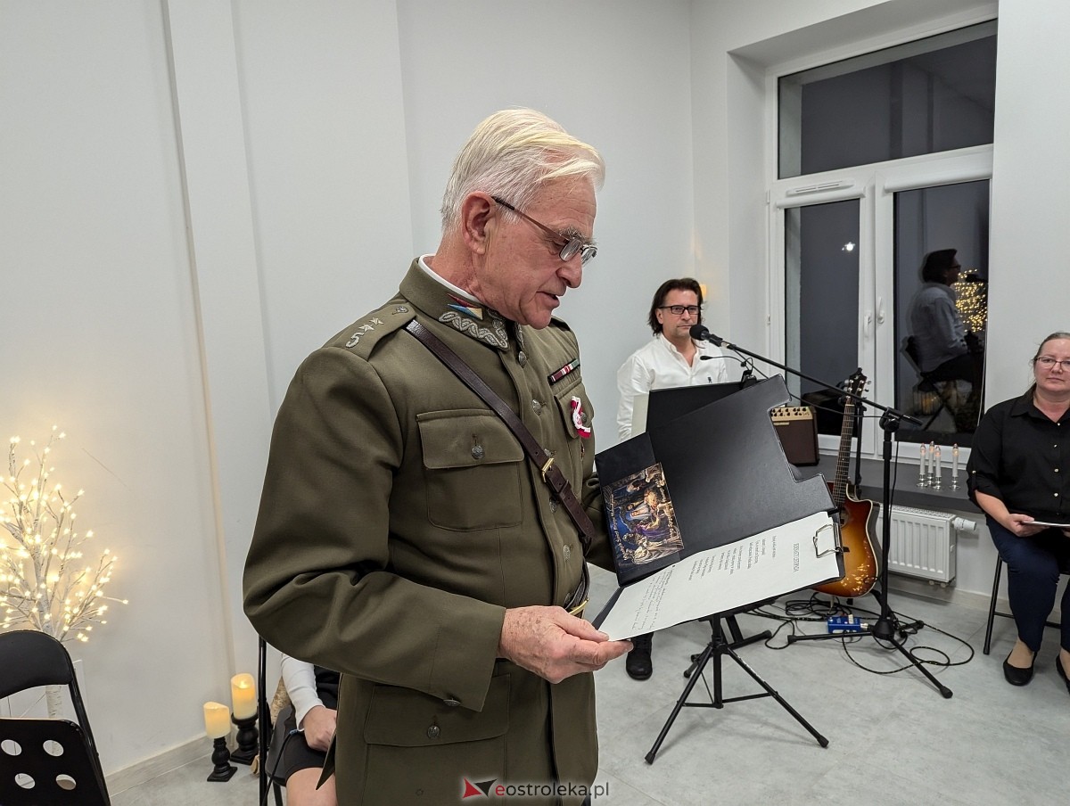 Wojtki w hołdzie bohaterom [08.11.2024] - zdjęcie #18 - eOstroleka.pl