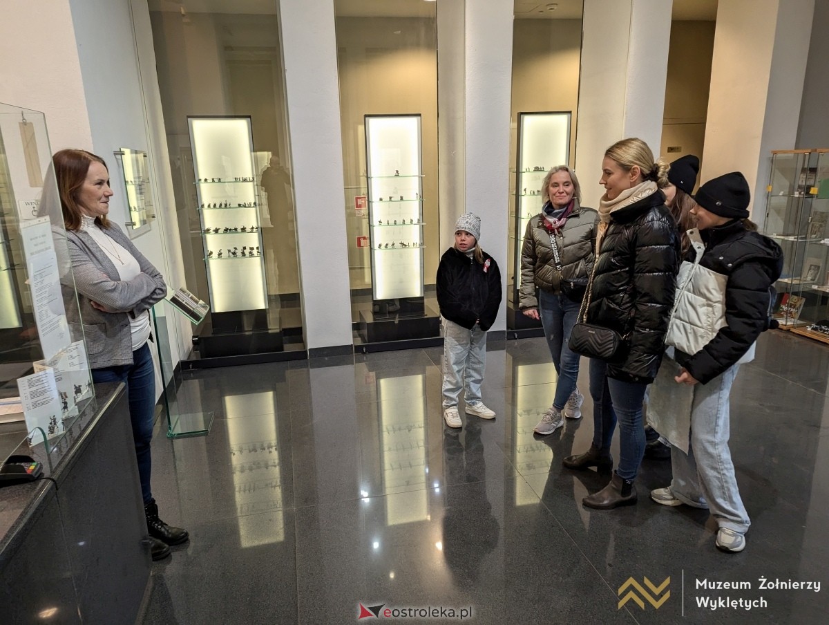 Gra terenowa Ostrołęckie ścieżki Niepodległej [09.11.2024] - zdjęcie #44 - eOstroleka.pl