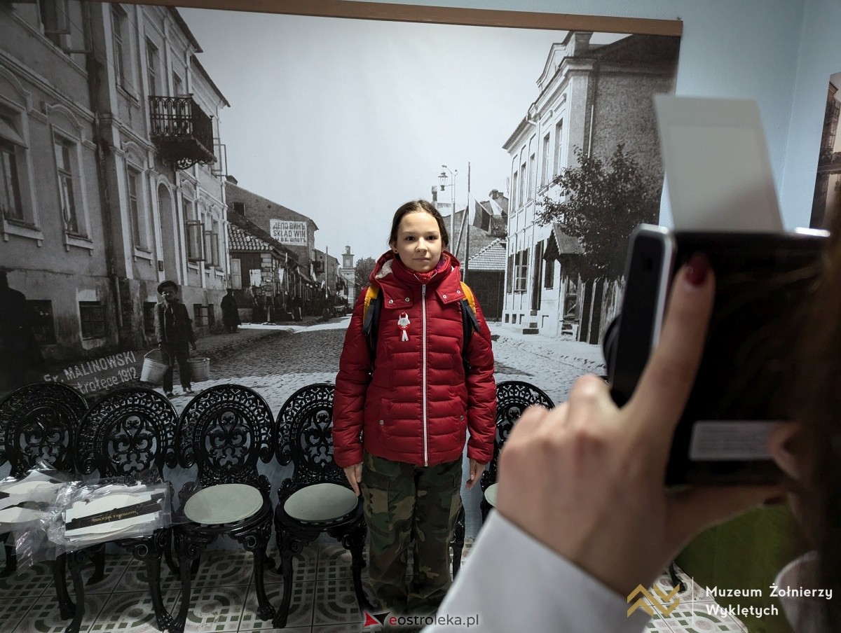 Gra terenowa Ostrołęckie ścieżki Niepodległej [09.11.2024] - zdjęcie #19 - eOstroleka.pl