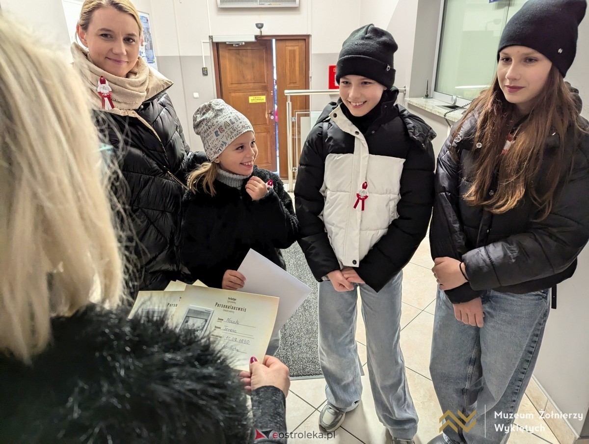 Gra terenowa Ostrołęckie ścieżki Niepodległej [09.11.2024] - zdjęcie #8 - eOstroleka.pl