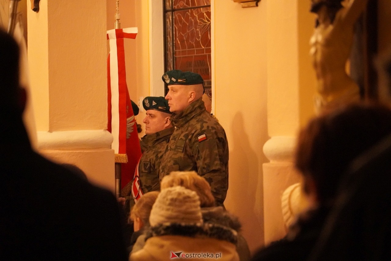 Uroczystości patriotyczne w Kamiance [9.11.2024] - zdjęcie #70 - eOstroleka.pl