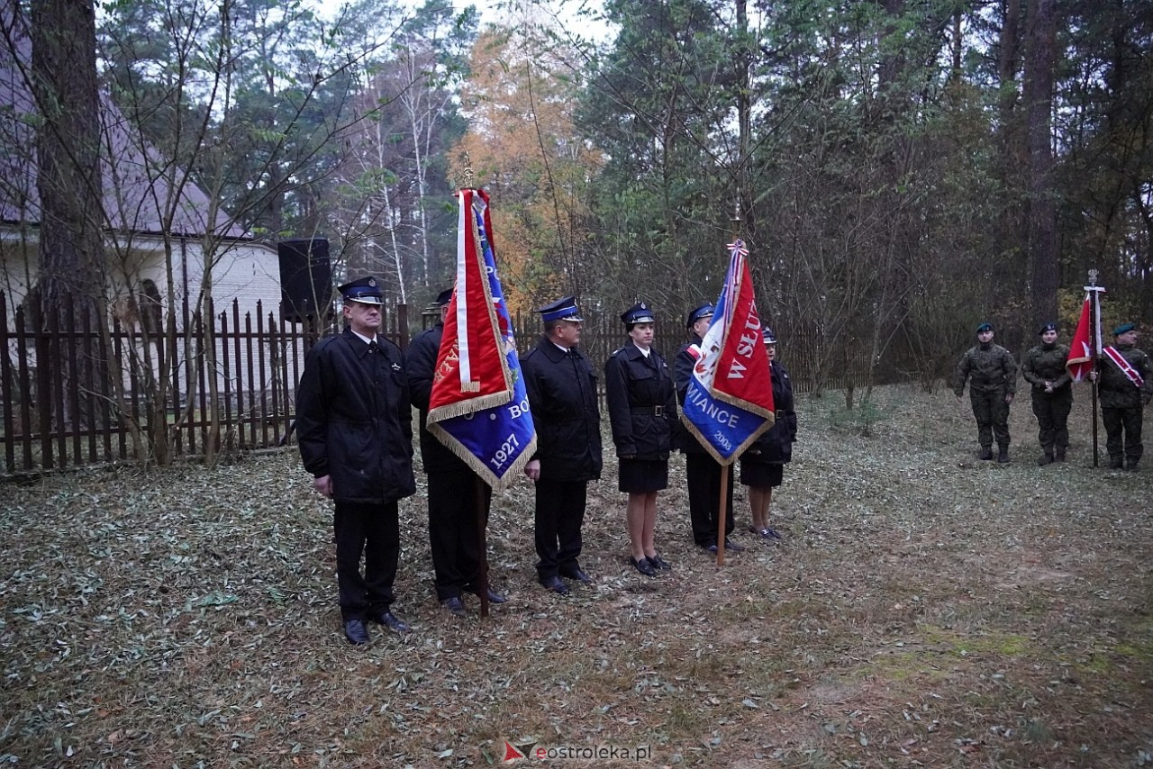 Uroczystości patriotyczne w Kamiance [9.11.2024] - zdjęcie #69 - eOstroleka.pl